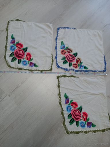 Вышивка старинная,  цена за все