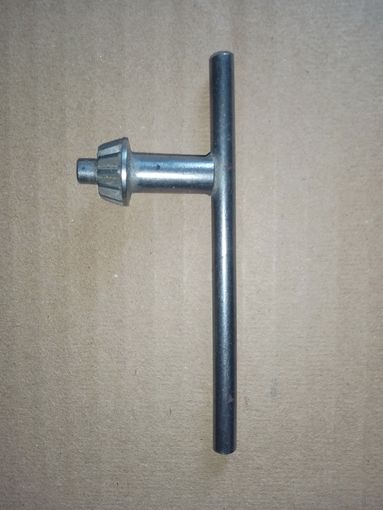 Ключ к патрону дрели, перфоратора