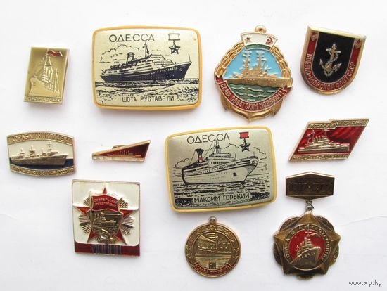 Все лоты с рубля.Значки Корабли ВМФ СССР