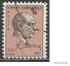 Турция. Кемаль Ататюрк. Первый Президент. 1967г. Mi#2052.