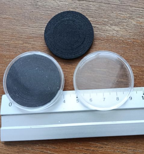 Капсула для монеты максимально 38 мм , размер монеты можно подобрать