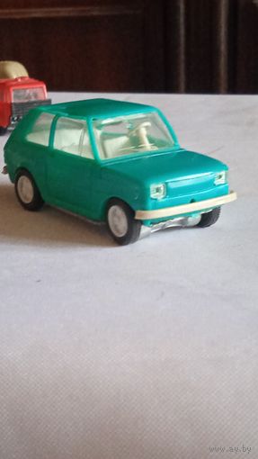 Модель Фиат 126 р "Малюх"Estetika 1/43