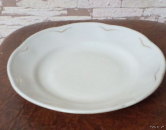 Тарелка СССР. Рижская фарфоро-фаянсовый завод (Рижский ффз). 1950-1970 гг.