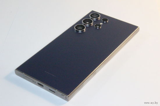 Телефон Samsung Galaxy S24 Ultra SM-S928B 256GB
