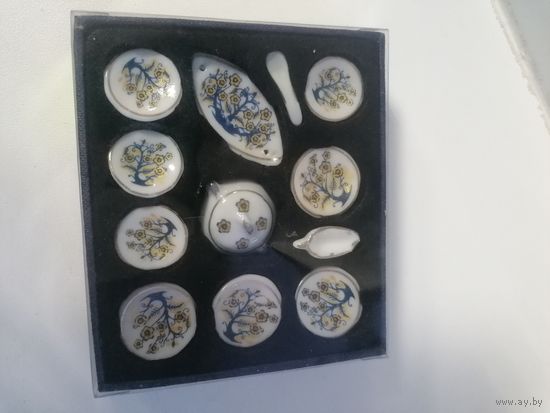 Кукольный сервиз в коробке