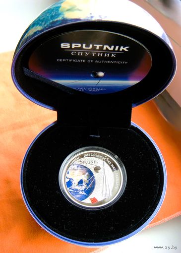2 доллара 2007. Фиджи. Спутник. СССР. 50-летие запуска первого спутника земли. Серебро 999