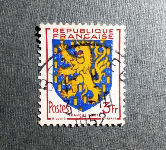 Марка Франция 1951 год Герб