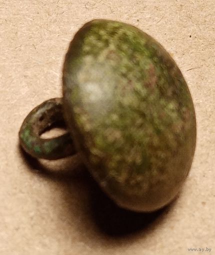 Пуговица гирька