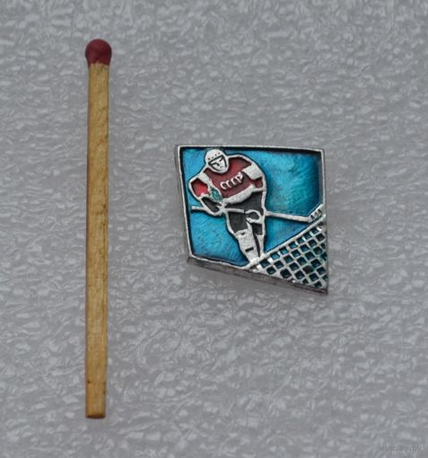 Хоккей.