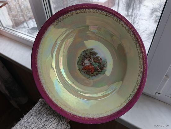 Тарелка из сервиза Мадонна.