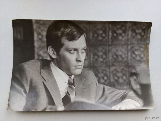 Артисты. В. Ивашов. Кадр из к/ф " Бриллианты для диктатуры пролетариата". а205