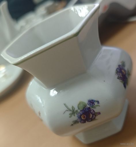 Антикварная, фарфоровая вазочка, салфетница. 40-ые года. СССР