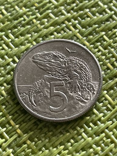 Новая Зеландия 5 центов 1987 г ( фауна, средний возраст королевы )