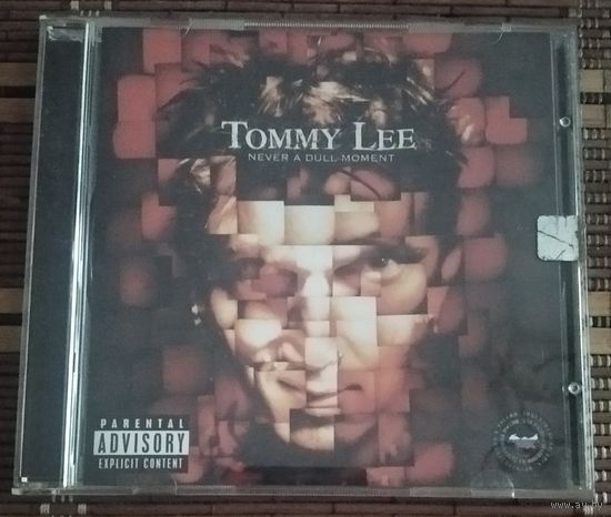 Tommy Lee (Motley Crue) – Never a Dull Moment (2002, лицензионный CD)