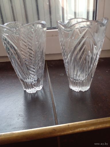 Ваза хрусталь СССР 14Х8,5 см 2 шт. ЦЕНА ЗА ШТ.