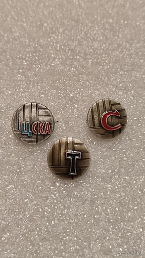 Лот значков Спортивные клубы, 200 лотов с 1 рубля,5 дней!