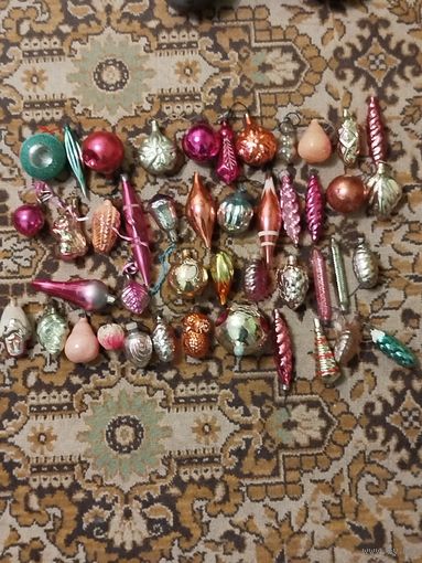 Лот новогодних ёлочных игрушек лот(3) 44 шт.с рубля