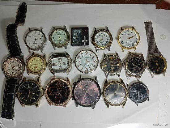 Сборный лот часов разных брендов . С рубля .