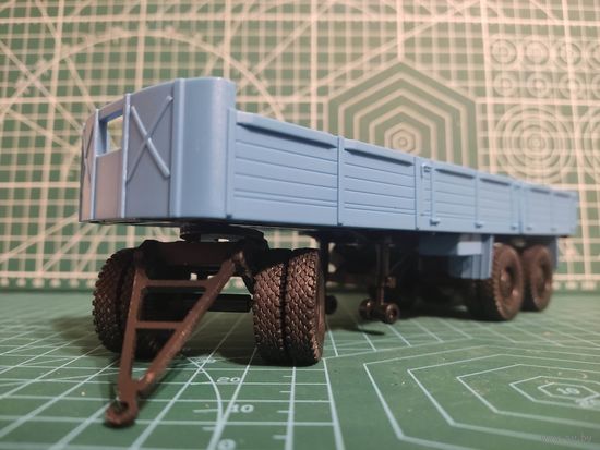 Масштабная модель Полуприцеп МАЗ-5205 Масштаб 1/43 Наш Автопром