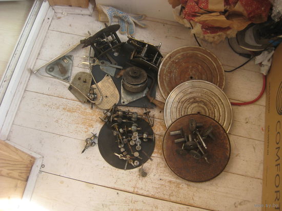 Детали двигателя патефона