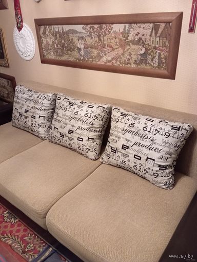 - ПОДУШКИ-СПИНКИ 3 шт от импортного дивана