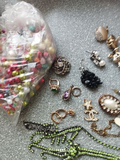 Лом бижютерии и винтаж