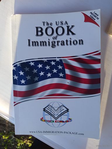 Книга на английском..The USA BOOK OF IMMIGRATION