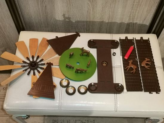 Рождественская карусель времён ГДР, некомплектная.