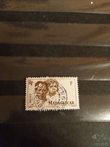 Французская колония Мадагаскар защита материнства и детства (3-9)