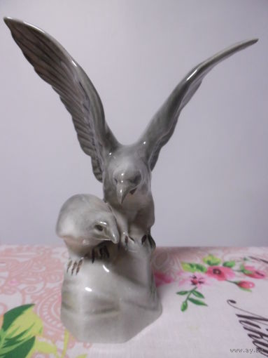 ОРЕЛ С ОРЛИЦЕЙ.МФЗ