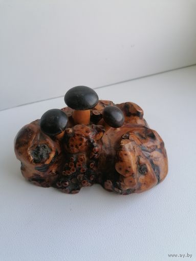 Сувенир Грибы, Карельская берёза