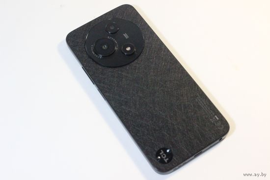 Телефон TCL 605 T517F 8GB/256GB (черный)