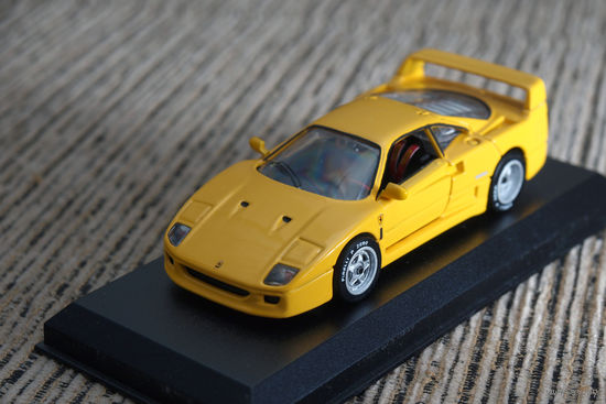 Модель Ferrari F40 1987