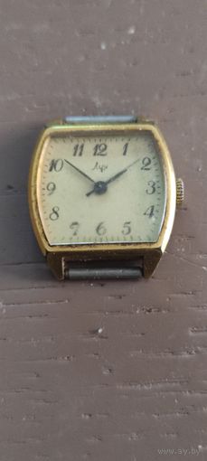 Часы ЛУЧ ПОЗОЛОТА 10