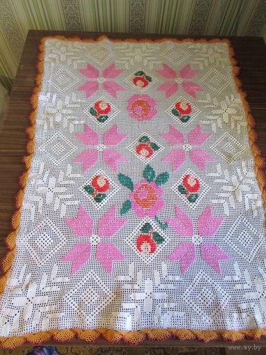 Накидка или салфетка, связана вручную крючком, СССР