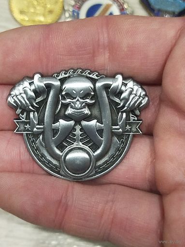 Тяжёлый байкерской знак ,крупный