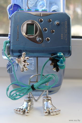 Кассетный плеер  Panasonic RQ-CR18V и наушники Panasonic
