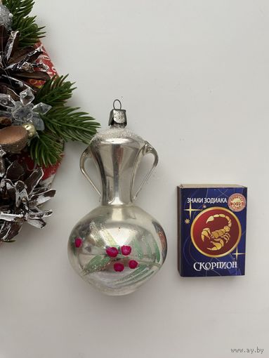 Елочная игрушка.