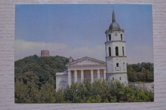 Вильнюс. Картинная галерея; 1980, чистая.