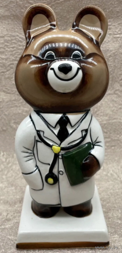 Статуэтка Олимпийский Мишка Доктор Врач Фарфор Вербилки