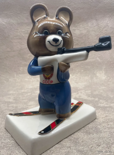 Статуэтка Олимпийский Мишка Биатлонист Фарфор Вербилки