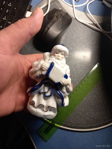 Фарфоровая статуэтка Дед Мороз клеймо EM Exlusive collection Германия кобальт золочение 11 см.