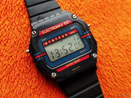 Электронные часы, Электроника 53В (Electronika 53), экспортный вариант. Торг есть.