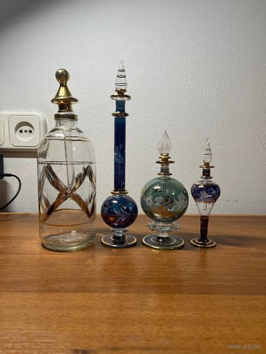 Бутылочки для парфюмерии старые