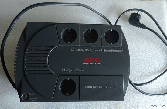 Источник бесперебойного питания APC