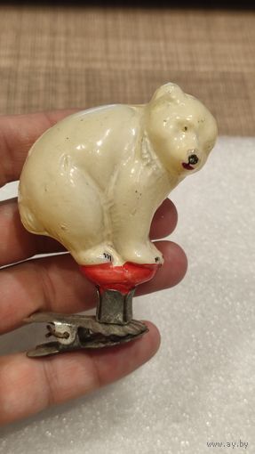 Игрушка елочная Белый медведь прищепка нечастая