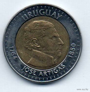 10 песо 2000 Уругвай