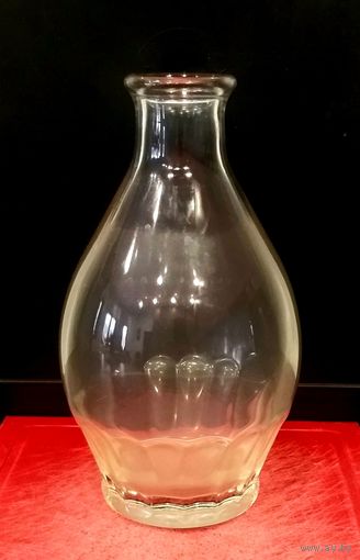 Графин * Стекло * Объём 0.7 литра * Высота 19 см * без Пробки