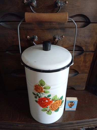 - БИДОН СССР + Подарок лепная статуэтка НЮ ГРАЦИЯ купившему лот за Красную цену (фото)