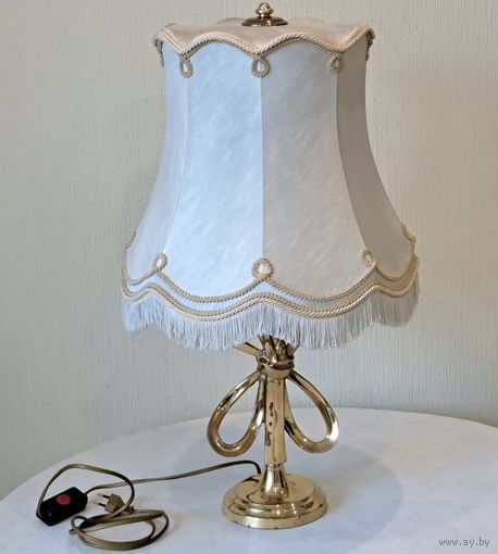Лампа настольная латунь литье винтаж 2 лампочки Германия ХХ век.